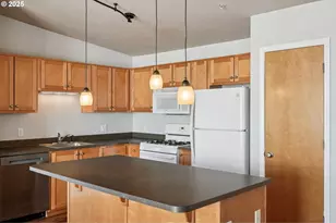 15320 NW Central Dr, Portland, OR 97229 - Photo 9