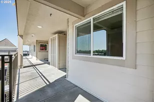 15320 NW Central Dr, Portland, OR 97229 - Photo 37