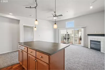 15320 NW Central Dr #317, Portland, OR 97229 - Photo 15