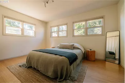 5614 NE Simpson St, Portland, OR 97218 - Photo 15