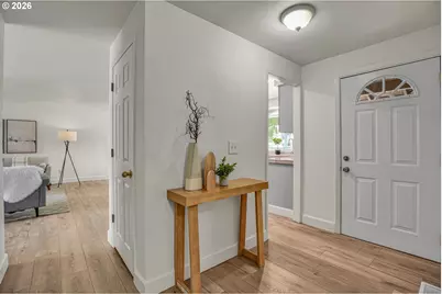 466 SW 13th Ave, Canby, OR 97013 - Photo 3