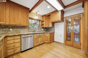 6821 SE Reed College Pl, Portland, OR 97202 - Photo 11