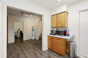 320 E Steuben St, Bingen, WA 98605 - Photo 17