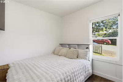 320 E Steuben St, Bingen, WA 98605 - Photo 21