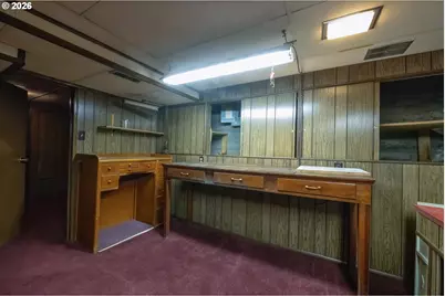4905 SE 122nd Ave, Portland, OR 97236 - Photo 17