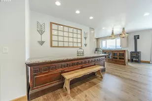 47555 McKenzie Hwy, Vida, OR 97488 - Photo 7