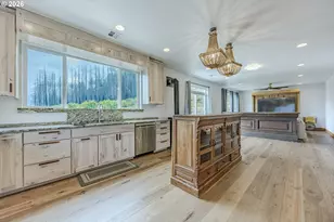 47555 McKenzie Hwy, Vida, OR 97488 - Photo 15