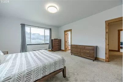 47555 McKenzie Hwy, Vida, OR 97488 - Photo 37