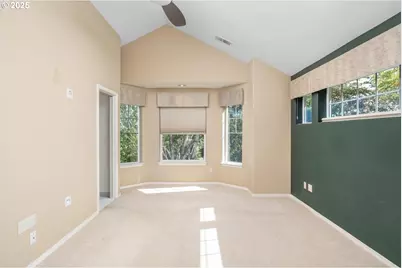 3531 S Kelly Ave, Portland, OR 97239 - Photo 23