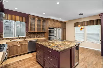 3531 S Kelly Ave, Portland, OR 97239 - Photo 17