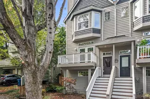 3531 S Kelly Ave, Portland, OR 97239 - Photo 1