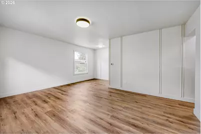 3136 NE 83rd Ave, Portland, OR 97220 - Photo 9