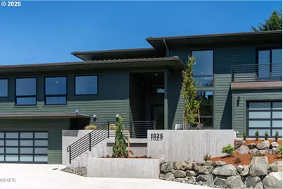 1025 NE 7th Dr, Newport, OR 97365 - Photo 1