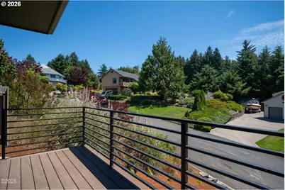 1025 NE 7th Dr, Newport, OR 97365 - Photo 37
