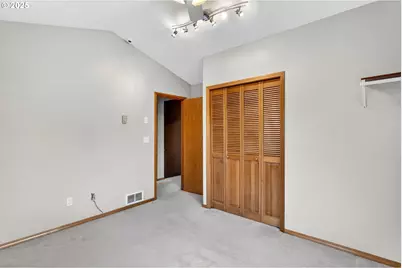 535 NE 24th St, Gresham, OR 97030 - Photo 31