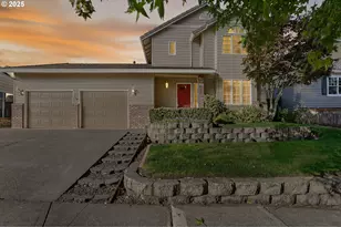 535 NE 24th St, Gresham, OR 97030 - Photo 3