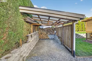 535 NE 24th St, Gresham, OR 97030 - Photo 37