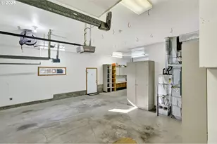 535 NE 24th St, Gresham, OR 97030 - Photo 35