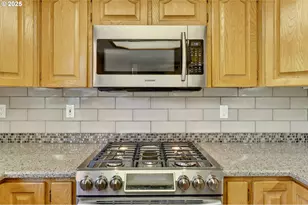 535 NE 24th St, Gresham, OR 97030 - Photo 11