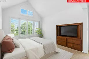 114 S Abernethy St, Portland, OR 97239 - Photo 15