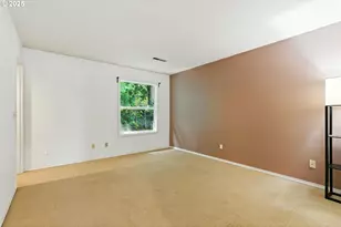 114 S Abernethy St, Portland, OR 97239 - Photo 23