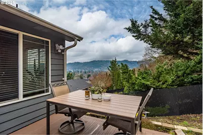 1540 NW Avery St, Roseburg, OR 97471 - Photo 23