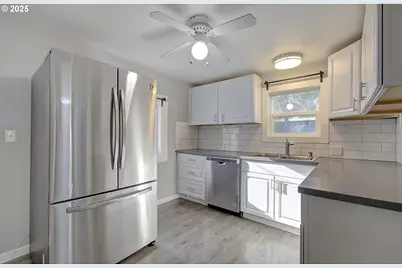 12700 SE 27th Ave, Milwaukie, OR 97222 - Photo 7