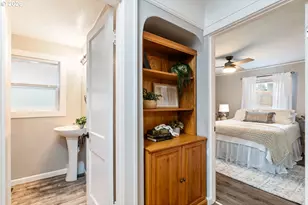 12700 SE 27th Ave, Milwaukie, OR 97222 - Photo 11