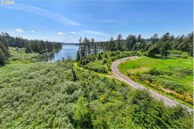 Clear Lake #20, Florence, OR 97439 - Photo 7