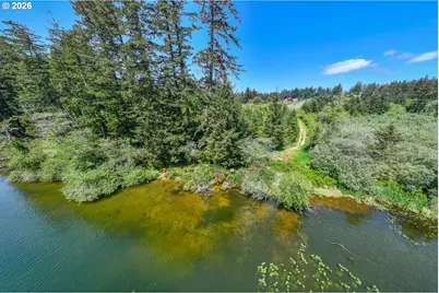 Clear Lake #20, Florence, OR 97439 - Photo 11