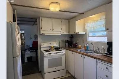 16901 SE Division St #87, Portland, OR 97236 - Photo 3