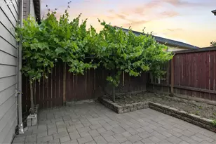 13615 SE Almond Dr, Clackamas, OR 97015 - Photo 29