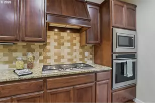 13615 SE Almond Dr, Clackamas, OR 97015 - Photo 15