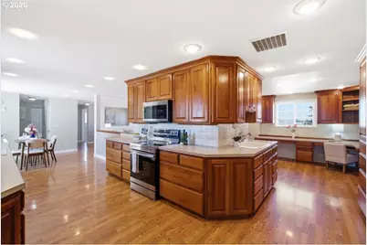 35600 Truelove Dr, Lebanon, OR 97355 - Photo 17
