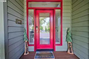 993 Golden Pheasant Dr, Redmond, OR 97756 - Photo 3