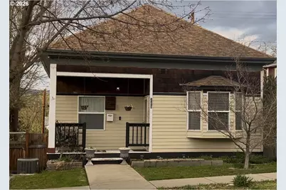 209 E 10th St, The Dalles, OR 97058 - Photo 1