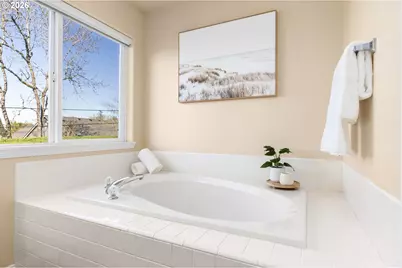 12878 SW Sierra Vista Dr, Lake Oswego, OR 97035 - Photo 29