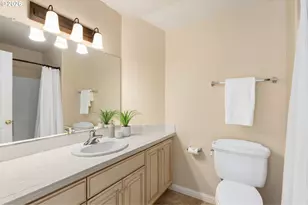 12878 SW Sierra Vista Dr, Lake Oswego, OR 97035 - Photo 31