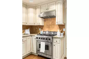 12878 SW Sierra Vista Dr, Lake Oswego, OR 97035 - Photo 19