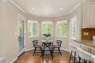 12878 SW Sierra Vista Dr, Lake Oswego, OR 97035 - Photo 17