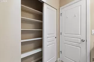 5595 NE Azores Ct, Hillsboro, OR 97124 - Photo 33