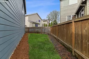 5595 NE Azores Ct, Hillsboro, OR 97124 - Photo 39