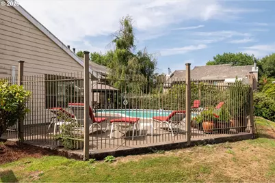 2026 Lake Isle Dr, Eugene, OR 97401 - Photo 35