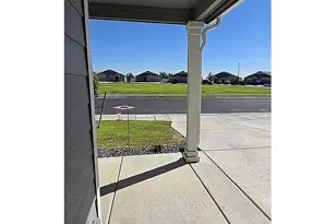 531 E Bella Vista Ave, Hermiston, OR 97838 - Photo 3