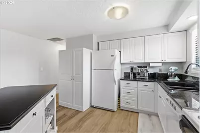 5634 Modesto Ct, Salem, OR 97306 - Photo 7