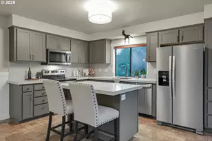 18840 SW Hart Rd, Beaverton, OR 97007 - Photo 17