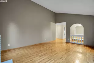 18840 SW Hart Rd, Beaverton, OR 97007 - Photo 9