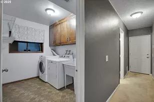 18840 SW Hart Rd, Beaverton, OR 97007 - Photo 35