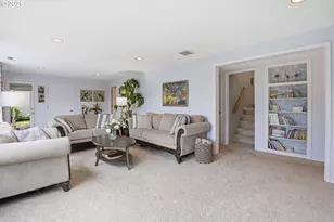 1720 7th St, Columbia City, OR 97018 - Photo 21