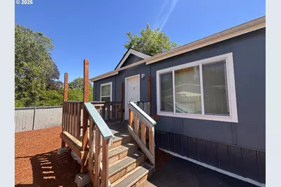 104 River Loop 1, Eugene, OR 97404 - Photo 1